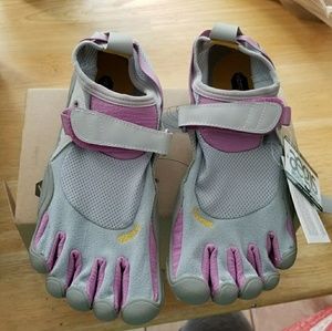 Vibram Five Fingers KSO 1459 women's sz39